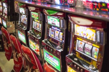 papuwa4d mobile app home screen showing football markets, live dealer, and slot games